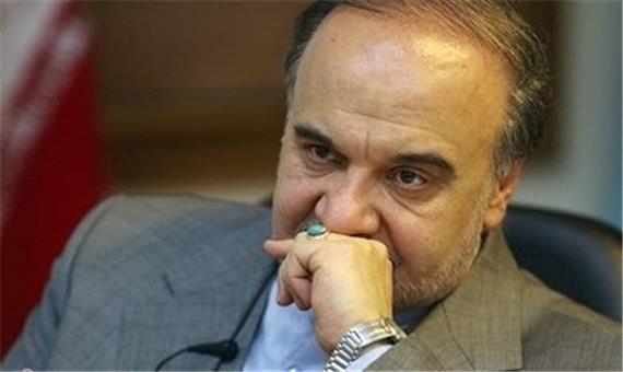 وزير ورزش اقدام دو فوتباليست ايراني را محکوم کرد